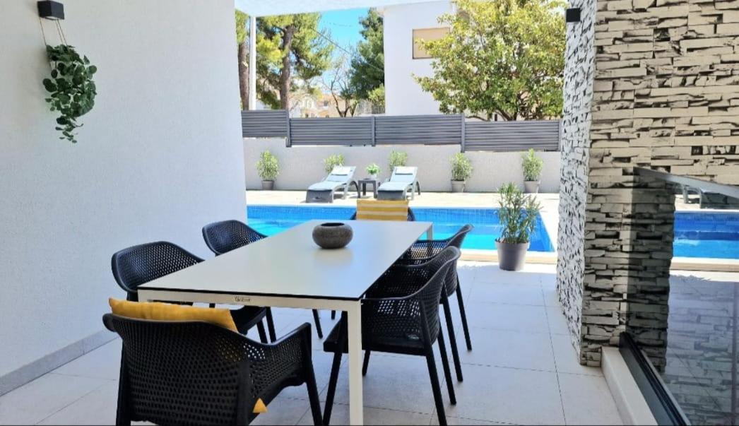 Villa Ema Kastela With Private Heated Pool Eksteriør bilde
