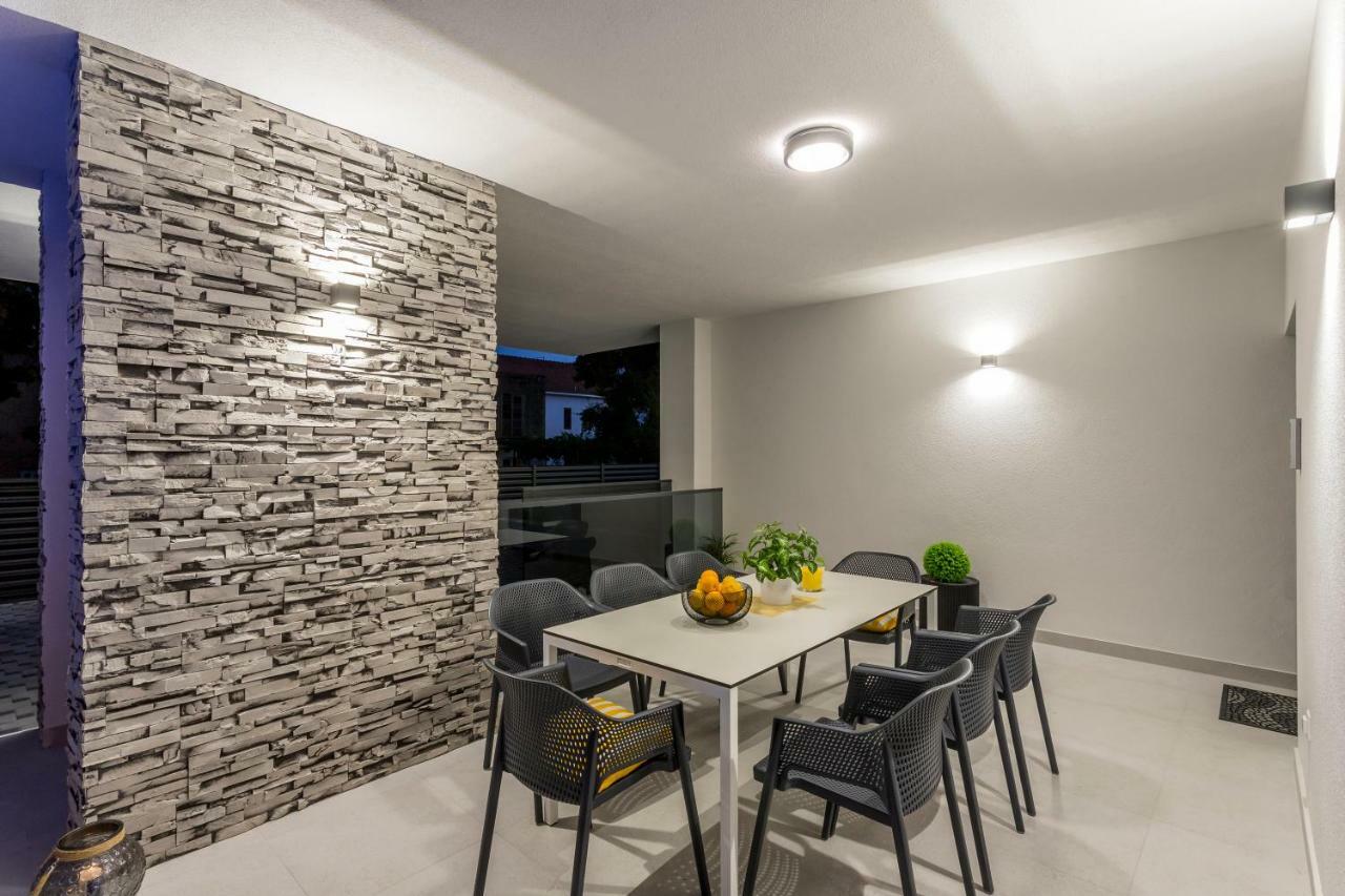 Villa Ema Kastela With Private Heated Pool Eksteriør bilde